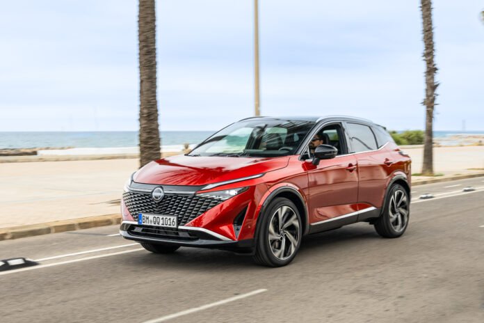 TEST - New Nissan Qashqai e-Power (2025): same but better!

